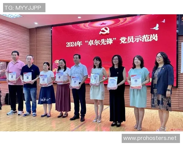 李丽的足球人生：从草根到巅峰的深度对话与心路历程