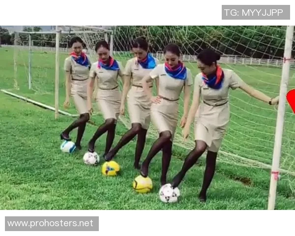 空姐在休息时间观看足球明星精彩瞬间,分享她的独特视角与感受 空姐在休息时间观看足球明星精彩瞬间,分享她的独特视角与感受