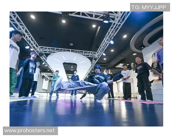 世界街舞大赛点评：武汉滑板队的灵活性表现